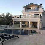 Villa White Deluxe Oeluedeniz Fethiye