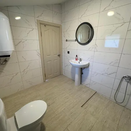 Villa White Deluxe