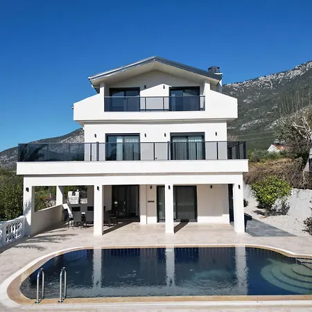 Villa White Deluxe Oeluedeniz Fethiye