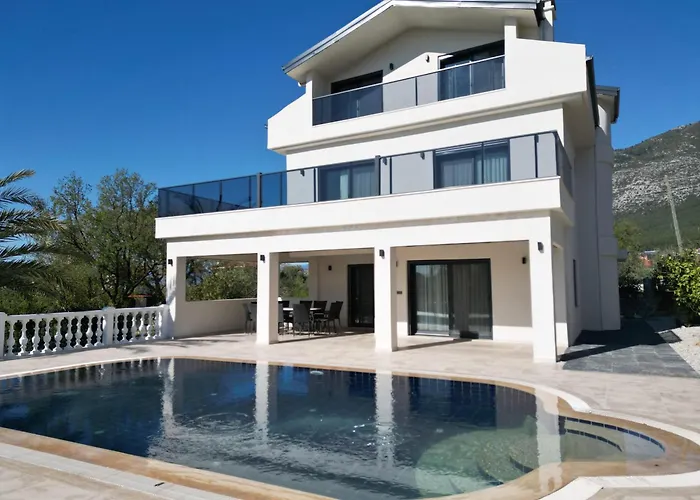 Vila White Deluxe Oeluedeniz *