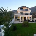 White Deluxe Oeluedeniz Βίλα *